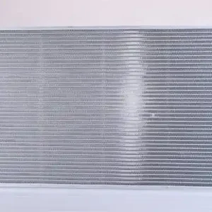Bestseller Chłodnica, układ chłodzenia silnika NISSENS 64677A