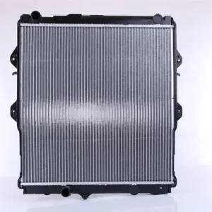 Chłodnica, układ chłodzenia silnika NISSENS 64698 Oferta