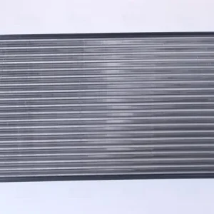 Chłodnica, układ chłodzenia silnika NISSENS 652461 Szybka wysyłka